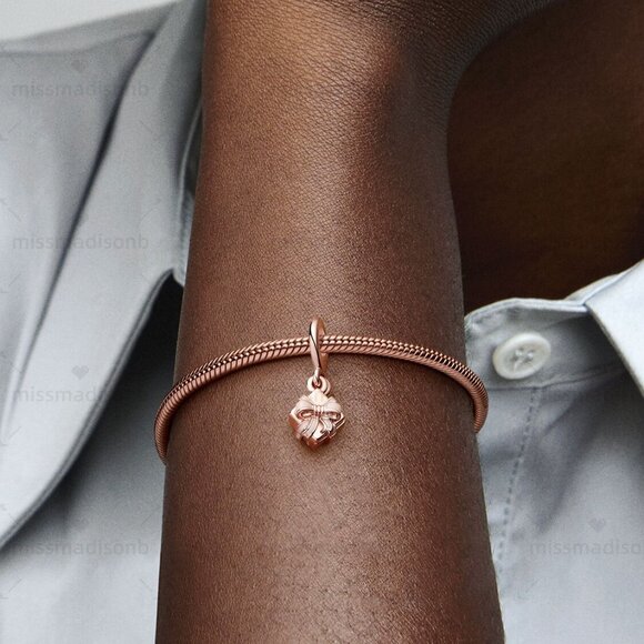 Pandora Openable Birthday Gift Dangle Charm - Picture 5 of 6